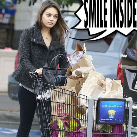 Mila Kunis Shopping