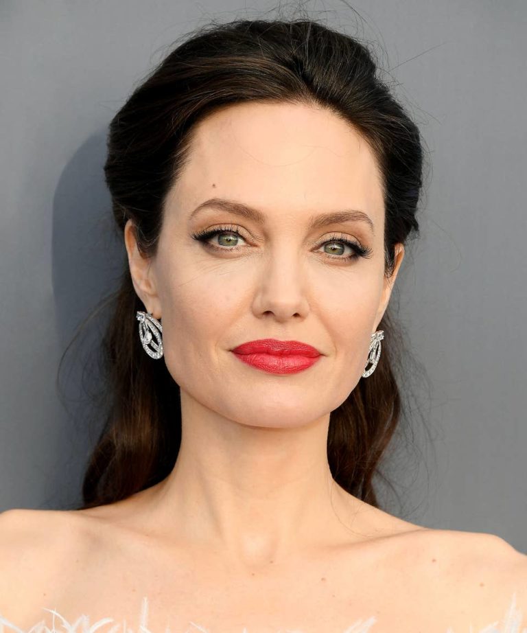 Secrets Of Angelina Jolie Eyebrows