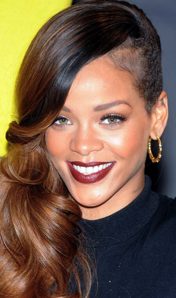 Rihanna With Diamond Face & Beautiful Hairstyle