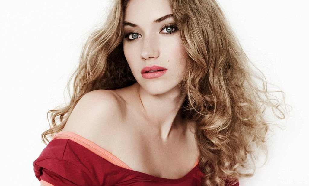 Imogen Poots Bright English Actress