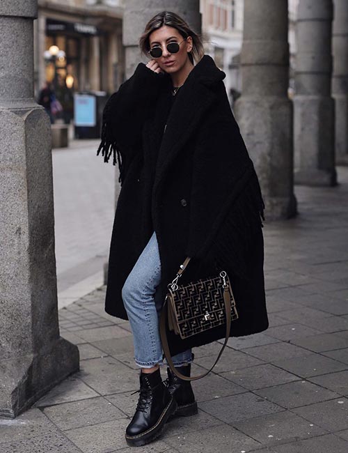 Oversized Coat And Combat Boots For Winter