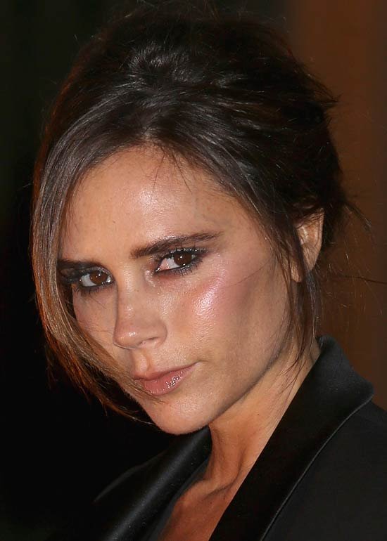 Banged Bun Victoria Beckham Hairstyles For 2022