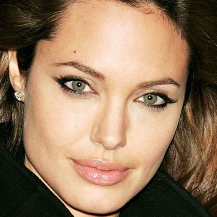 Angelina Jolie With Mole on Face