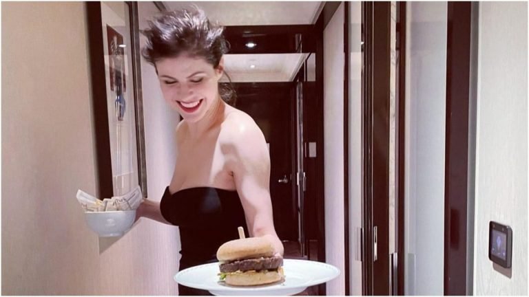 Alexandra Daddario Diet Alexandra Daddario Diet