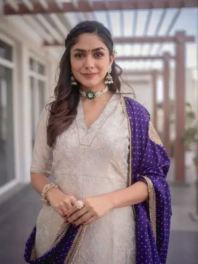 Mrunal Stunning Sharara